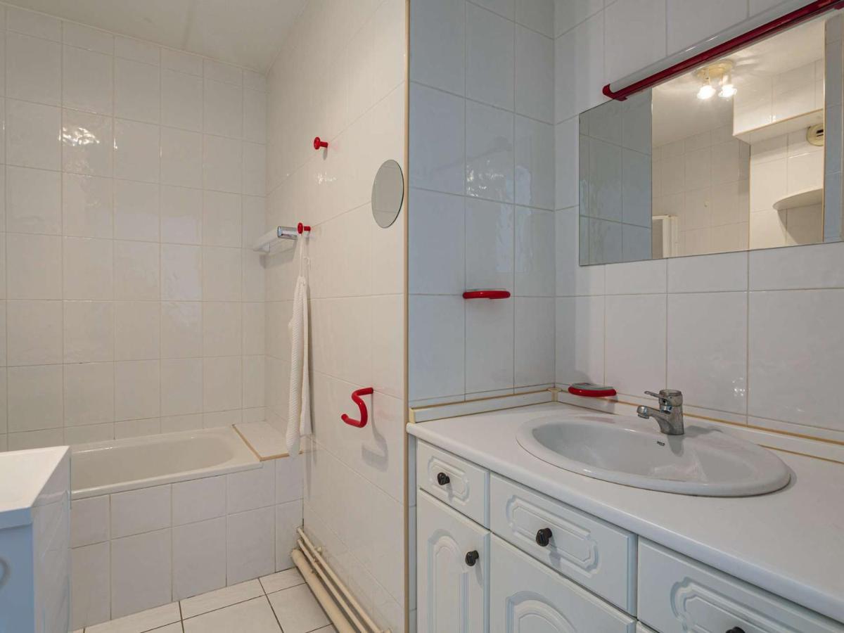 Appartement A 200 M De La Plage Avec Terrasse Et Parking, Au Coeur Des Commerces Et Restaurants - Fr-1-2-426 Hendaye Extérieur photo