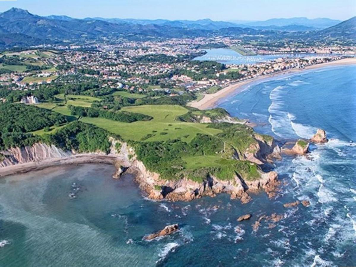 Appartement A 200 M De La Plage Avec Terrasse Et Parking, Au Coeur Des Commerces Et Restaurants - Fr-1-2-426 Hendaye Extérieur photo