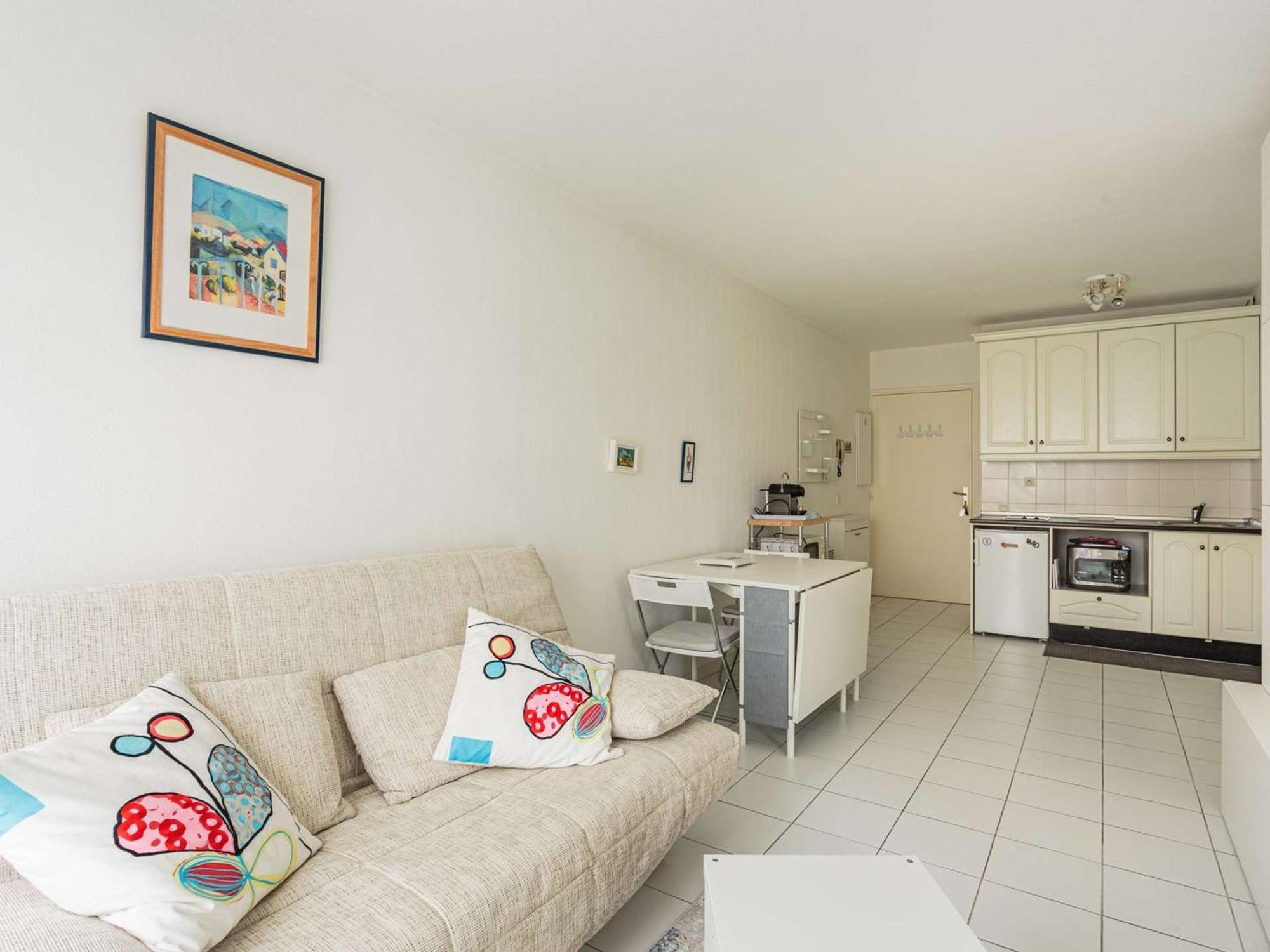 Appartement A 200 M De La Plage Avec Terrasse Et Parking, Au Coeur Des Commerces Et Restaurants - Fr-1-2-426 Hendaye Extérieur photo